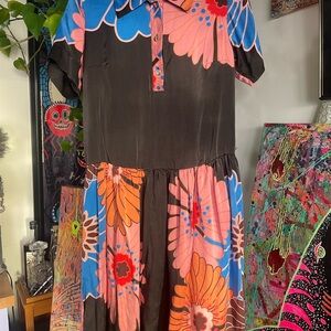 Floral Short Sleeve Dress Dori Tomcsanyi